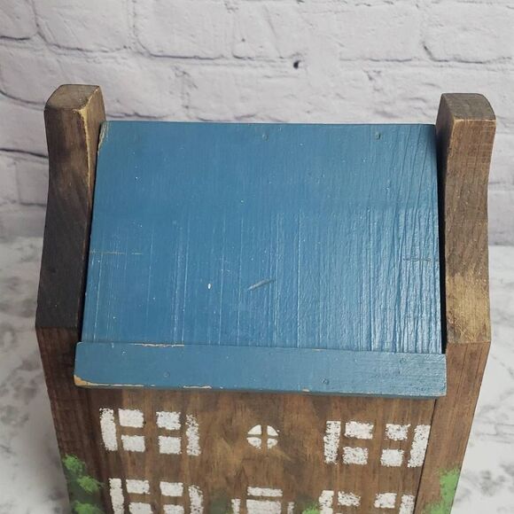 Colonial/Primitive Style Wooden House Decor - Picture 2 of 11